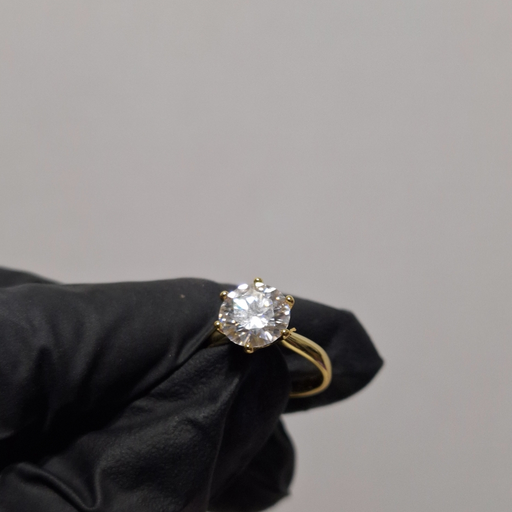 Elegant Gold Over 925 Sterling Silver Moissanite Solitare Women's Ring Size 6